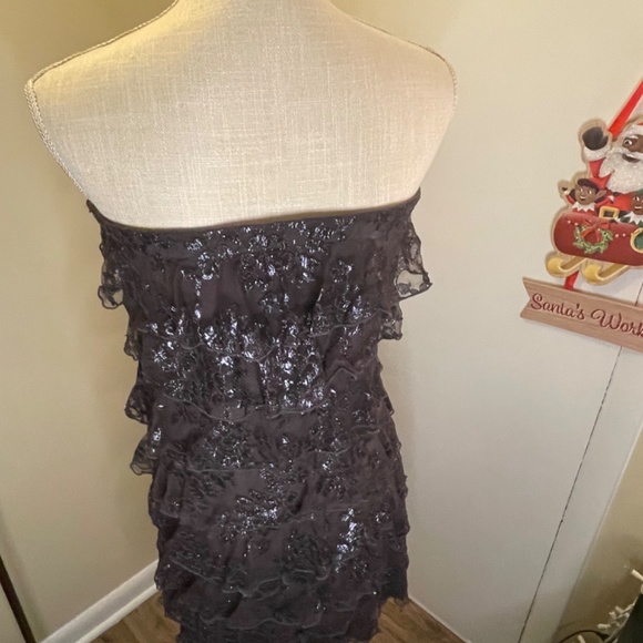 Holiday Dress - Picture 4 of 15